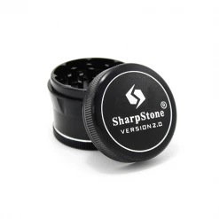 Medium Sharpstone 4-Piece Magnetic Grinder: Version 2 Grinders