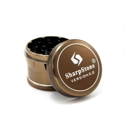 Medium Sharpstone 4-Piece Magnetic Grinder: Version 2 Grinders 15 Medium Sharpstone 4-Piece Magnetic Grinder: Version 2 Grinders